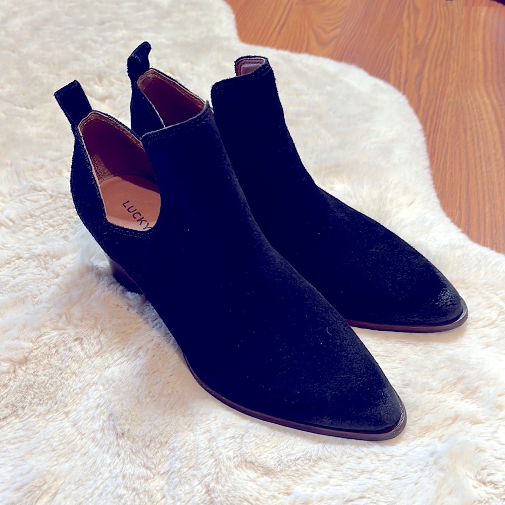 NEW LUCKY BRAND SUEDE BOOTIES